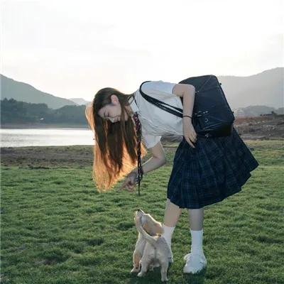 执斧人