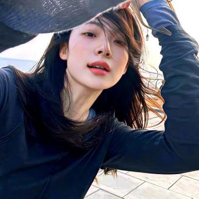 娜娜:逝水年华
